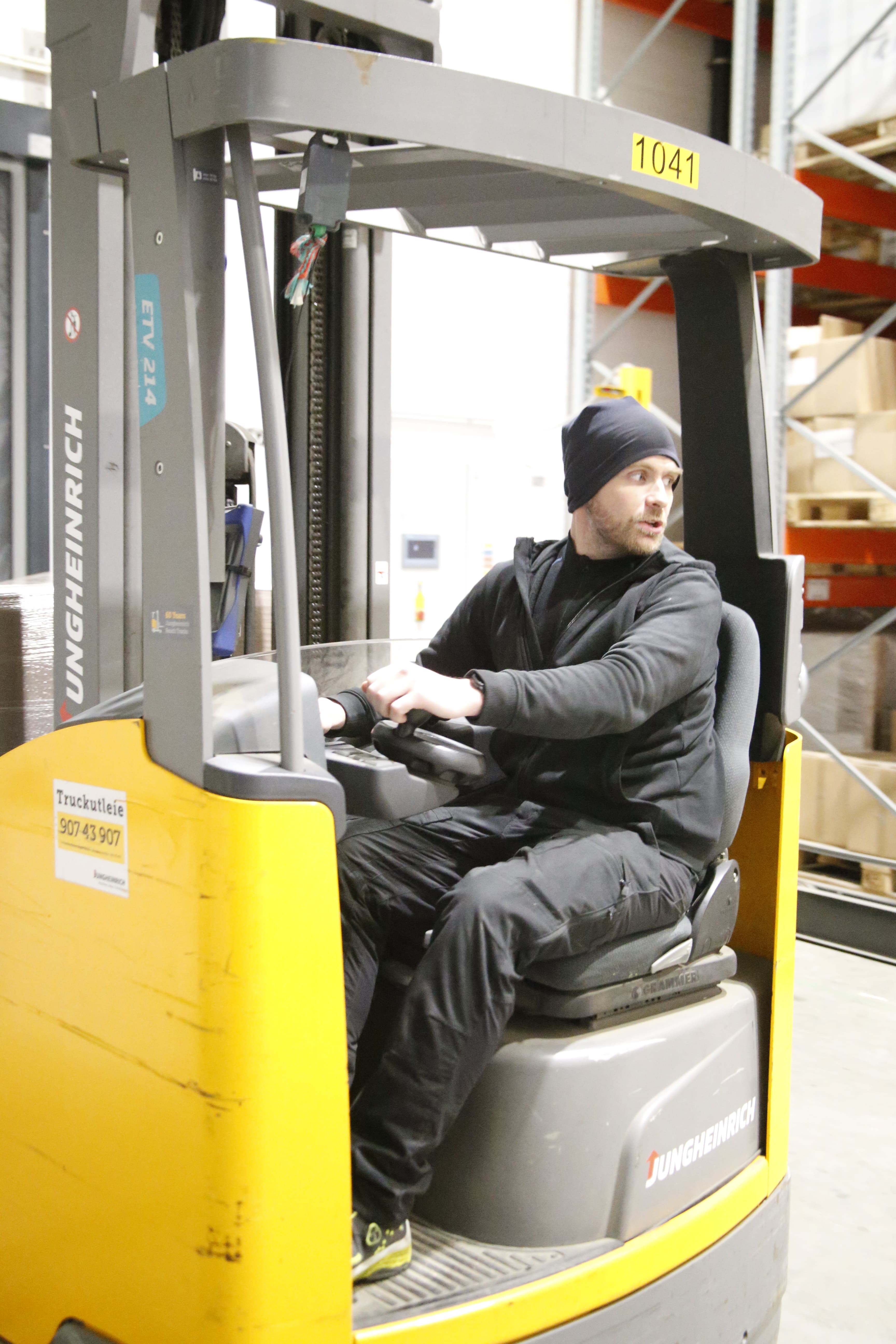 Warehouse logistics